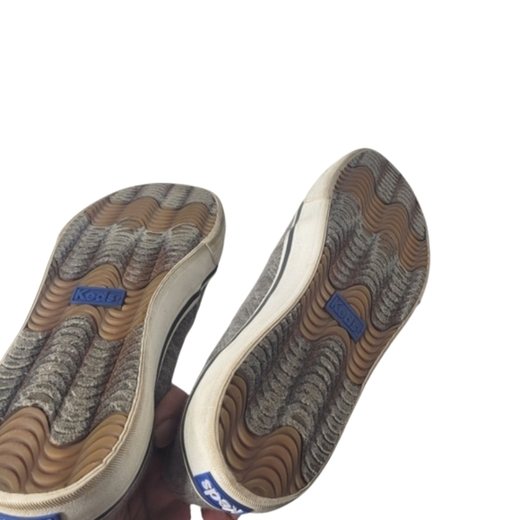 Keds Womens Grey Slip On Sneakers Size 8 - Picture 3 of 5